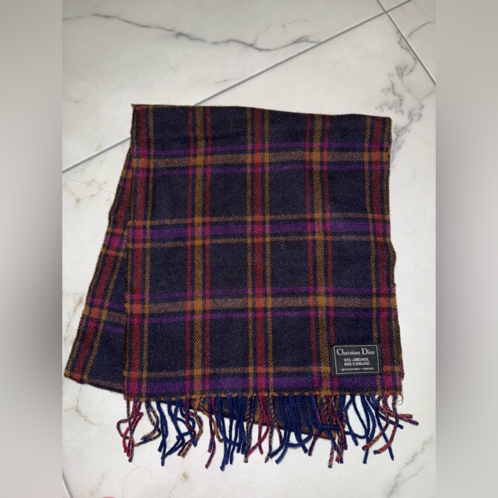 Christian Dior lambswool plaid scarf - Picture 11 of 12